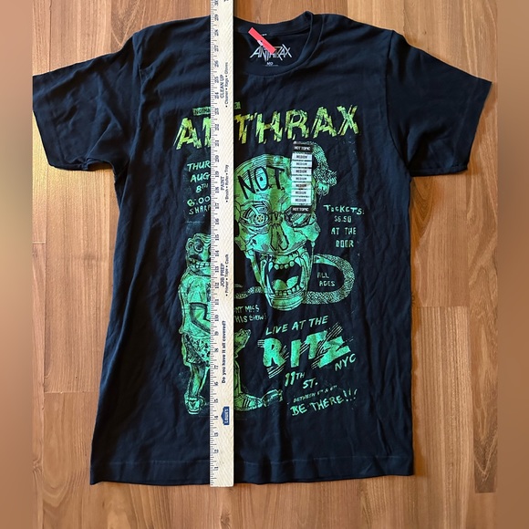 π NWT Anthrax Live At The Ritz Flyer T-Shirt πΈ Hot Topic - Picture 4 of 7